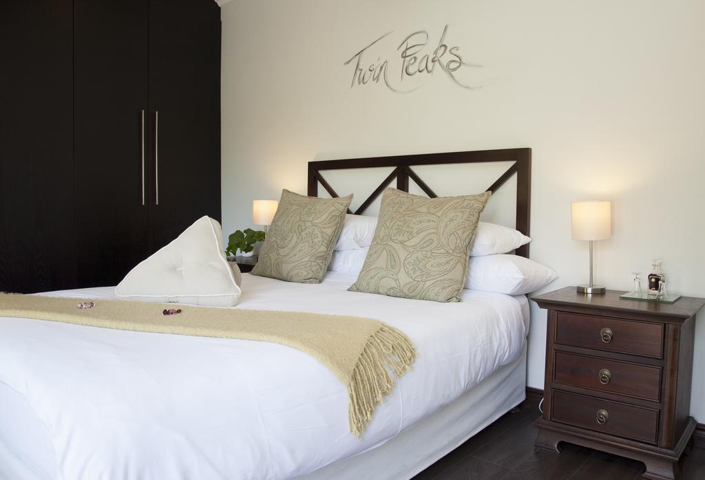 Keren'S Vine Guesthouse Stellenbosch Ngoại thất bức ảnh