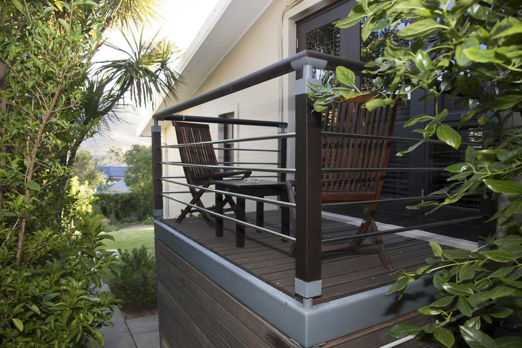 Keren'S Vine Guesthouse Stellenbosch Ngoại thất bức ảnh